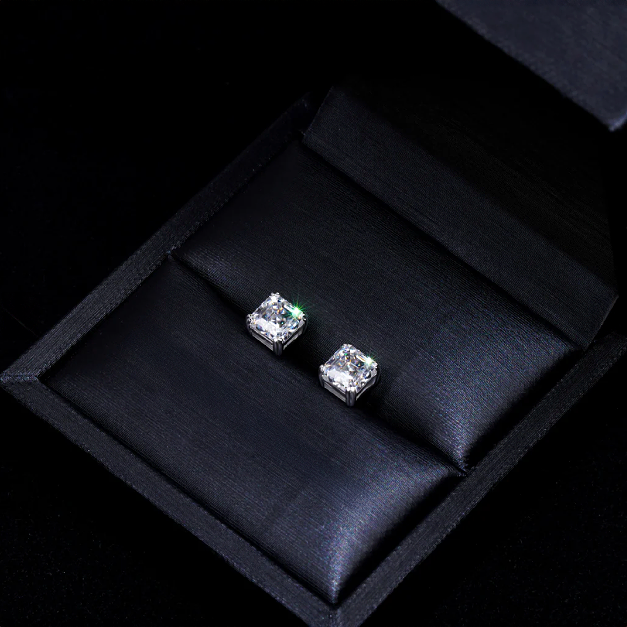 VVS Moissanite Asscher Cut Earrings